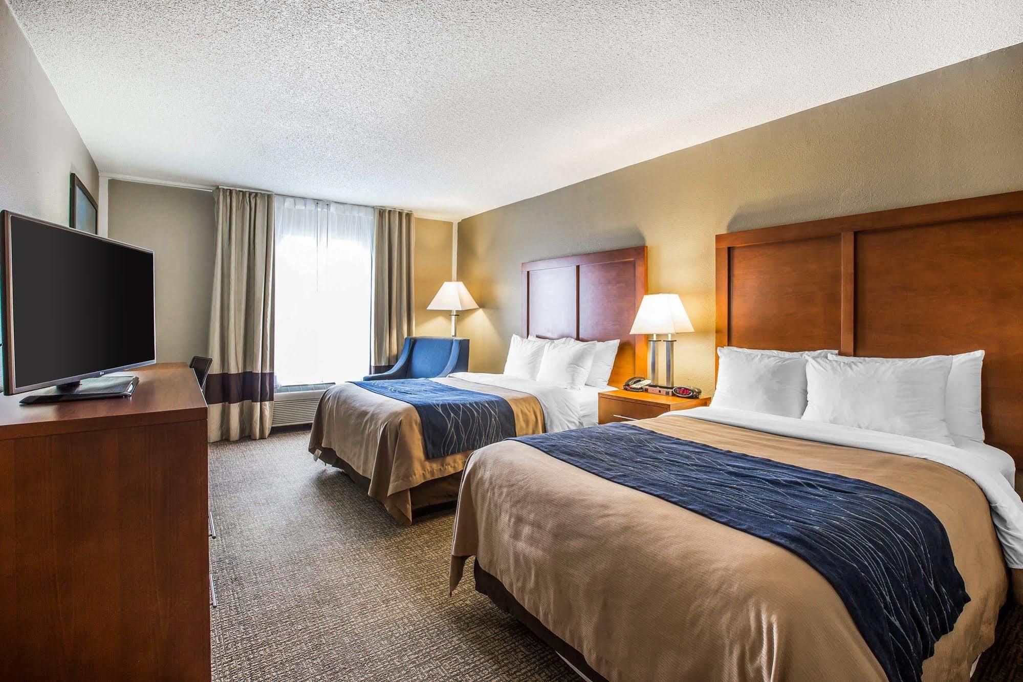 Four Points By Sheraton Brunswick Exterior photo